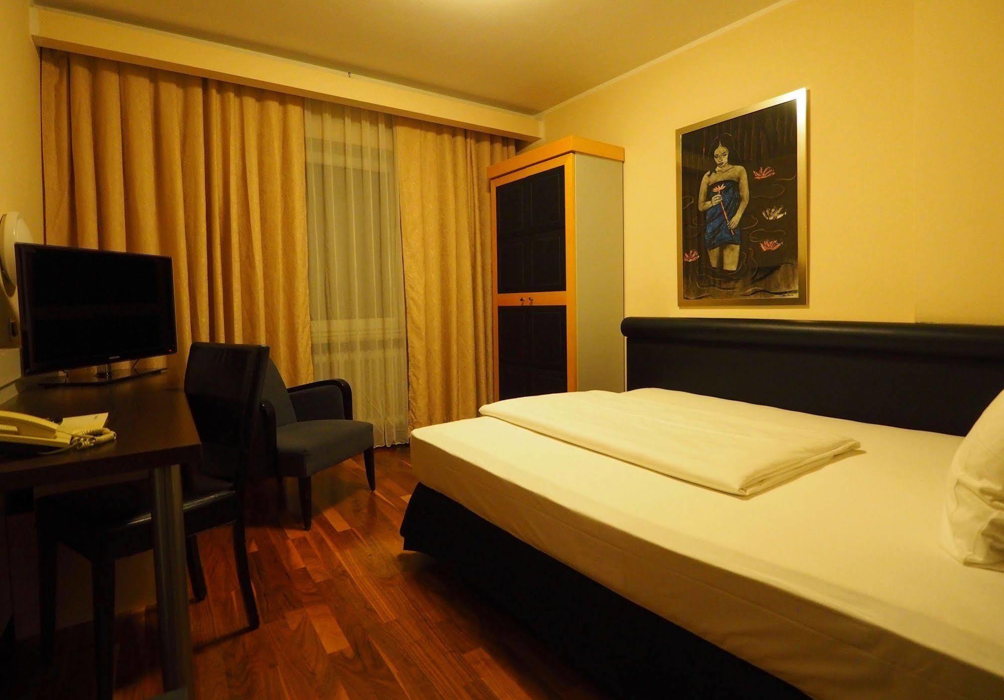 Hotel Rivoli München Buitenkant foto
